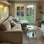 Classic House 100 Meters To The Tatil Evi