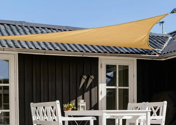 Classic House 100 Meters To The Holiday home *